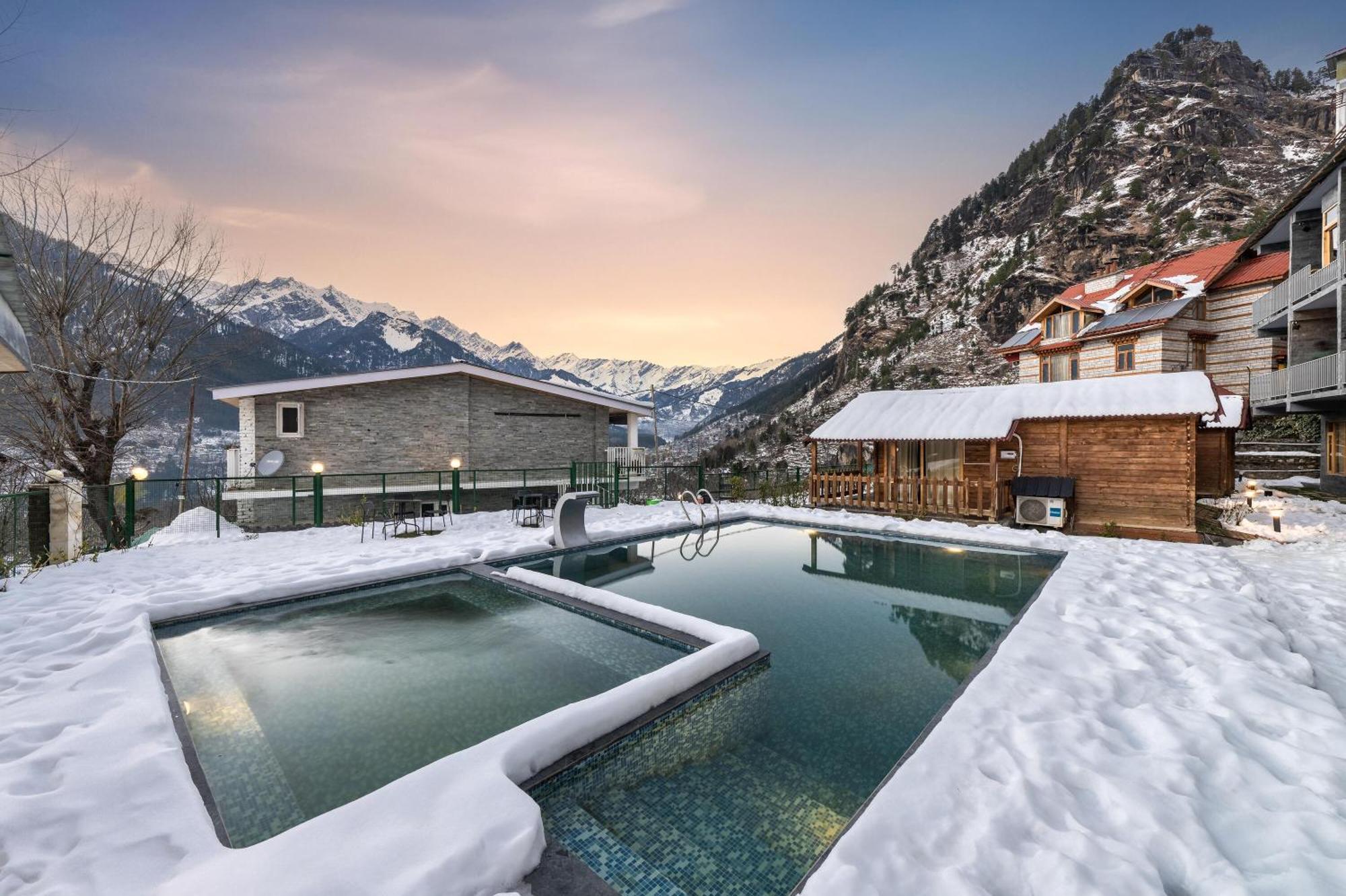 Echor Himalayan Heights Luxe Manali Manāli Exterior foto